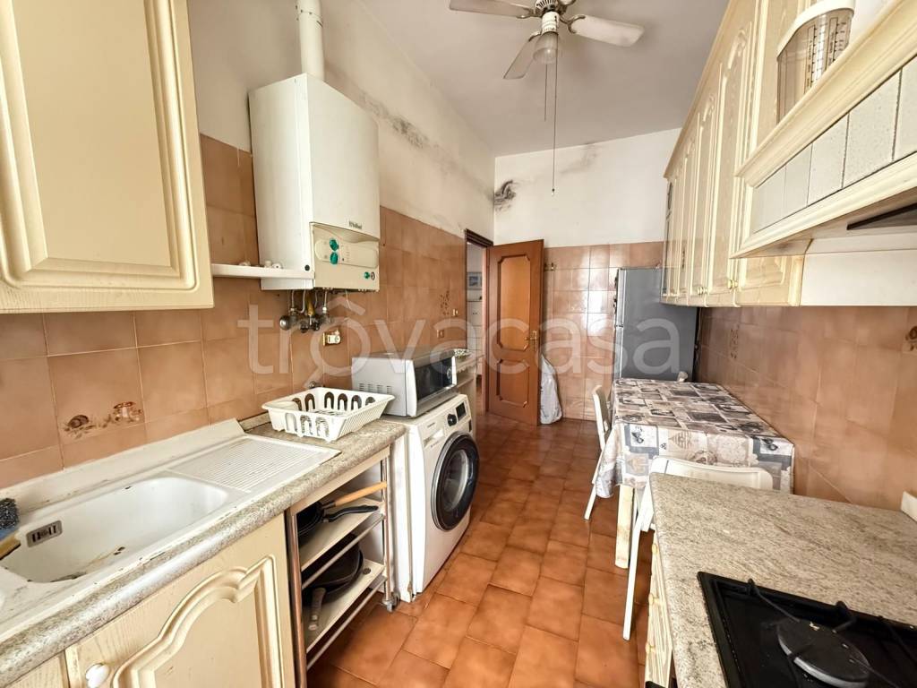 appartamento in vendita a Roma in zona Prenestino-Centocelle