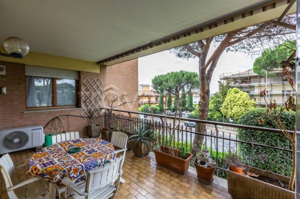 appartamento in vendita a Roma in zona Prima Porta