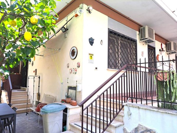 appartamento in vendita a Roma in zona Ostia
