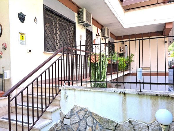 appartamento in vendita a Roma in zona Ostia