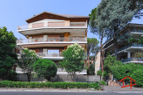 appartamento in vendita a Roma in zona Della Vittoria