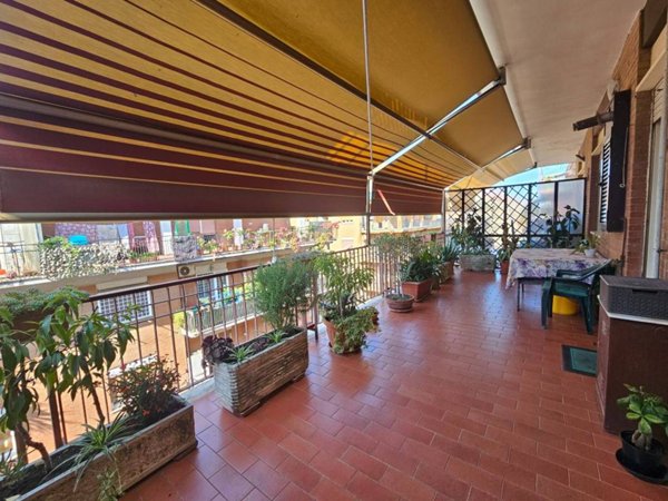 appartamento in vendita a Roma in zona Ostia Antica