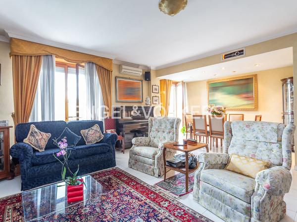 appartamento in vendita a Roma in zona Mostacciano