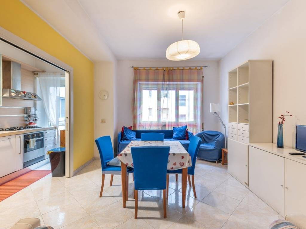 appartamento in vendita a Roma in zona Tuscolano