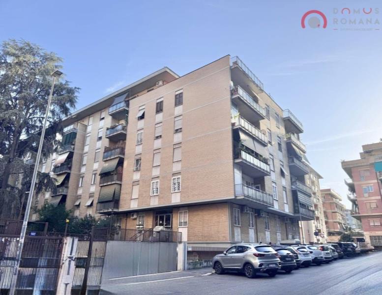 appartamento in vendita a Roma in zona Portuense