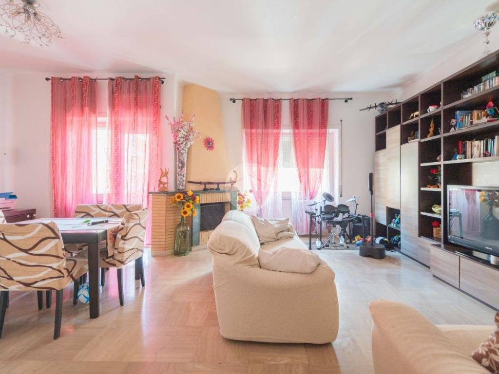 appartamento in vendita a Roma
