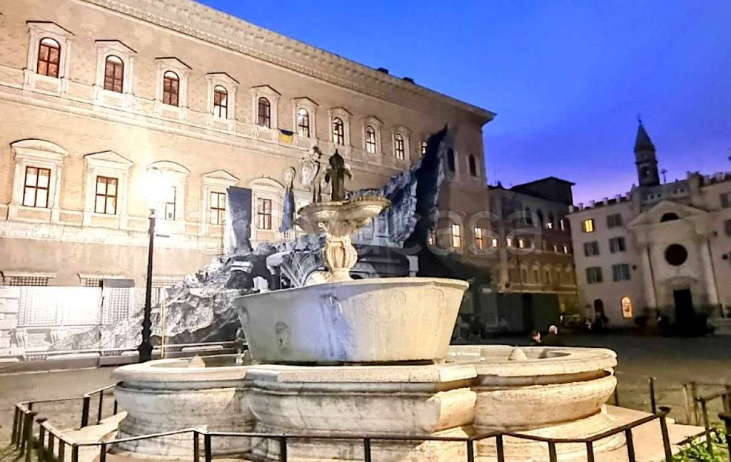 appartamento in vendita a Roma in zona Rione di Ponte