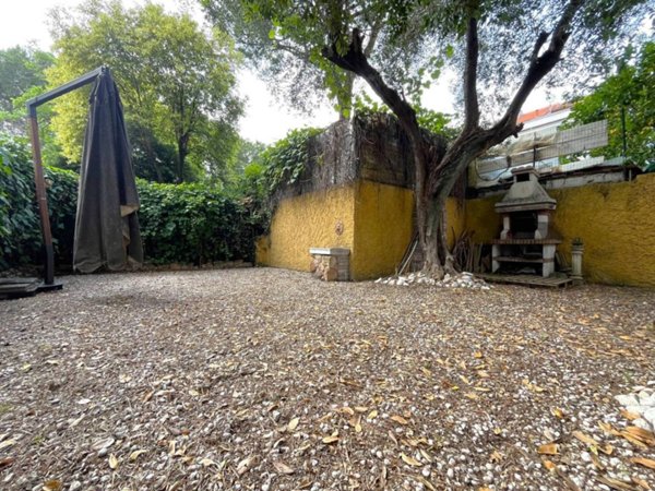 casa indipendente in vendita a Roma