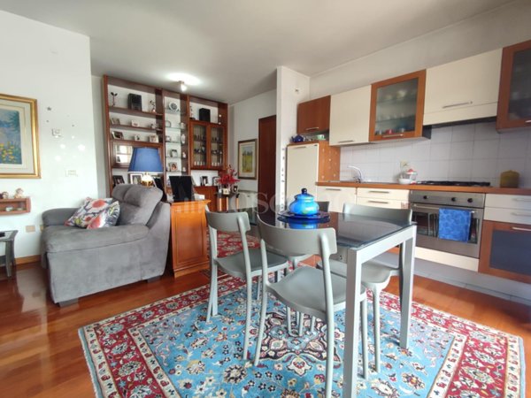casa indipendente in vendita a Roma in zona Torrino