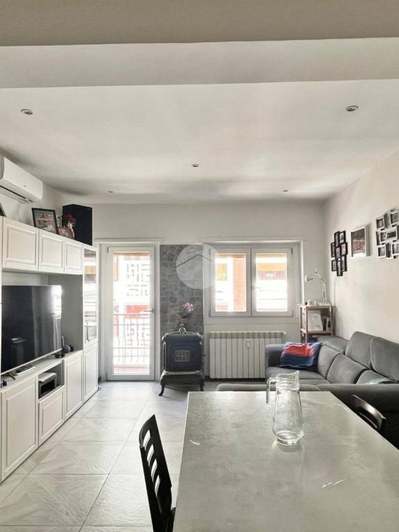 appartamento in vendita a Roma in zona Prenestino-Labicano