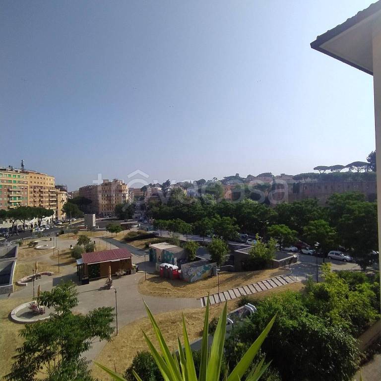 appartamento in vendita a Roma in zona Trieste