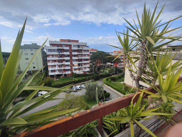 appartamento in vendita a Roma in zona Torrino