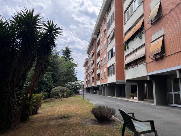 appartamento in vendita a Roma in zona Ostia