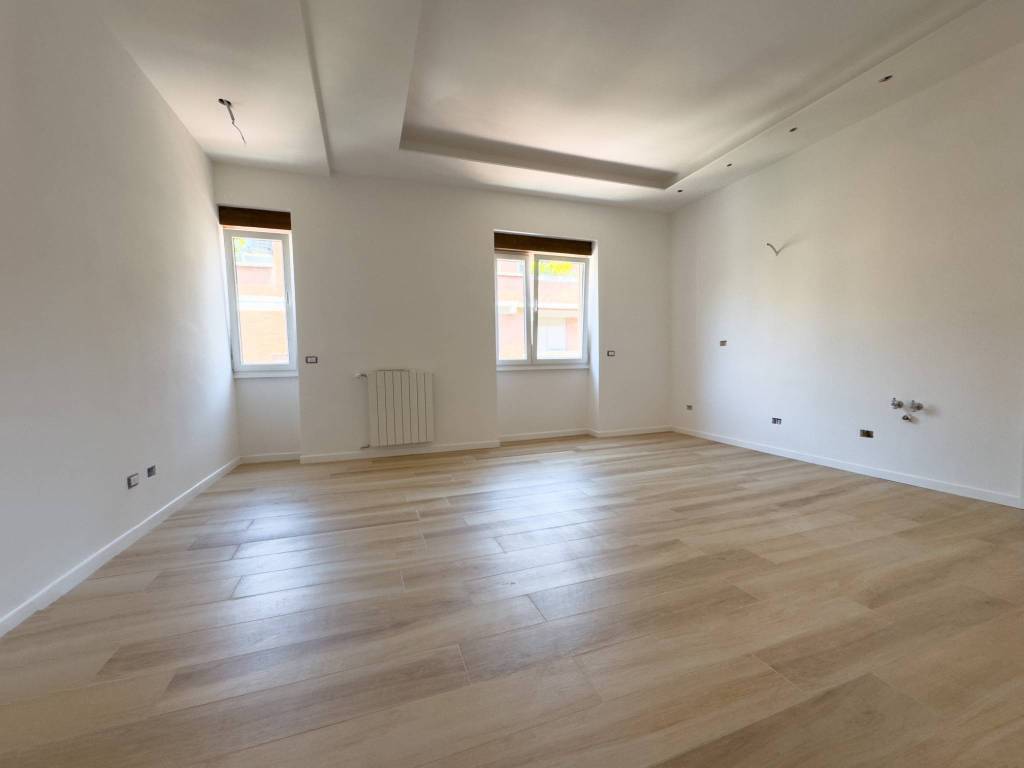 appartamento in vendita a Roma in zona Ostiense