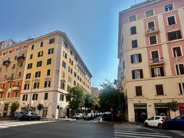 ufficio in vendita a Roma in zona Trionfale