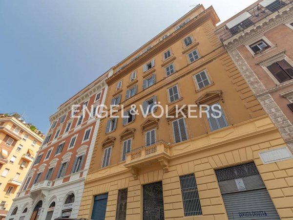 appartamento in vendita a Roma in zona Esquilino
