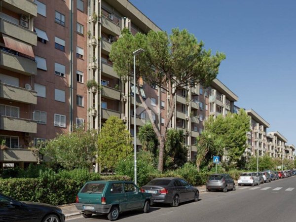 appartamento in vendita a Roma in zona Prenestino-Labicano