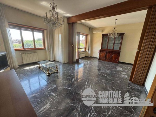 appartamento in vendita a Roma in zona Torrino