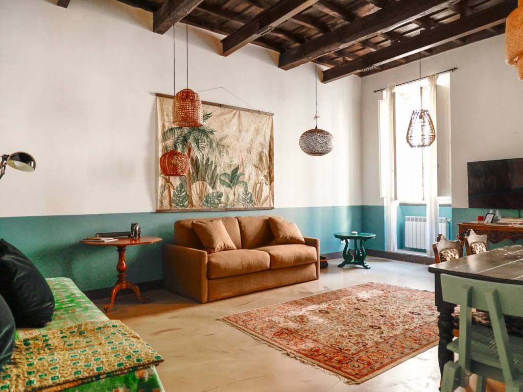 appartamento in vendita a Roma in zona Rione Monti/Campitelli