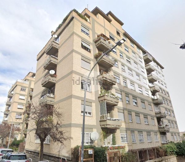 appartamento in vendita a Roma in zona Don Bosco