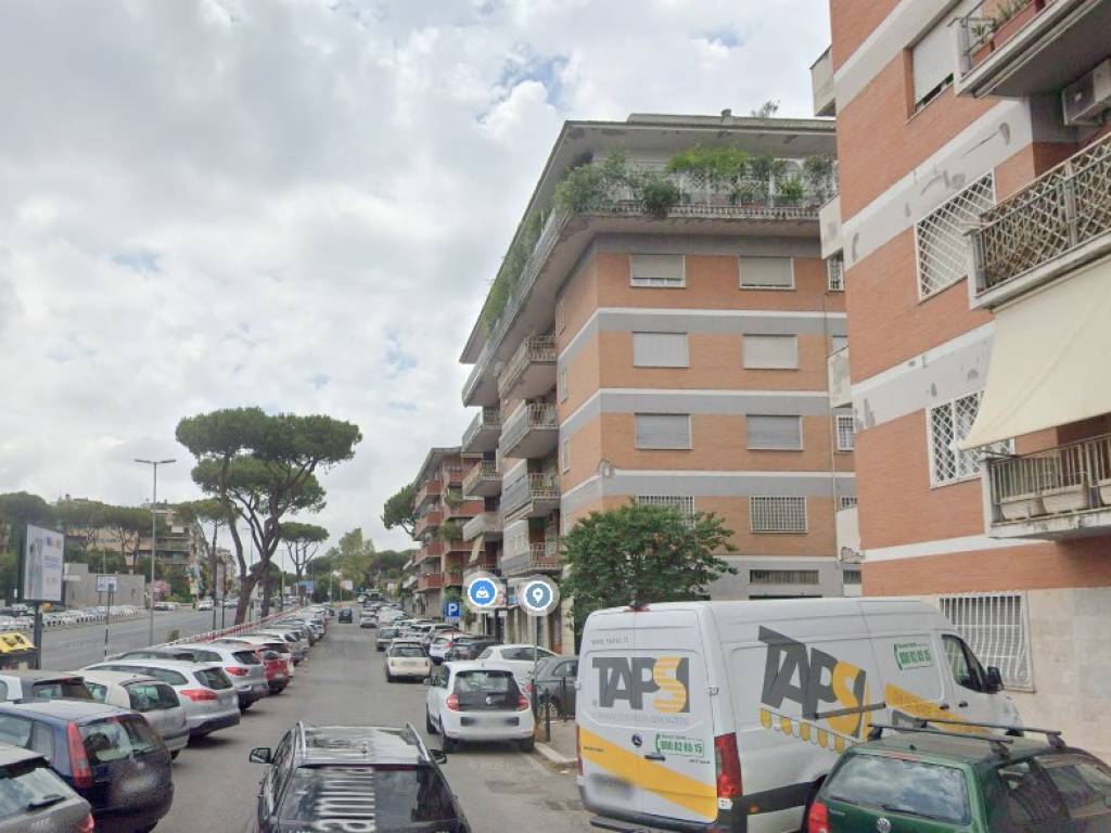 appartamento in vendita a Roma in zona Della Vittoria