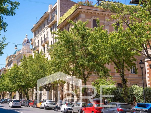 appartamento in vendita a Roma in zona Rione Prati