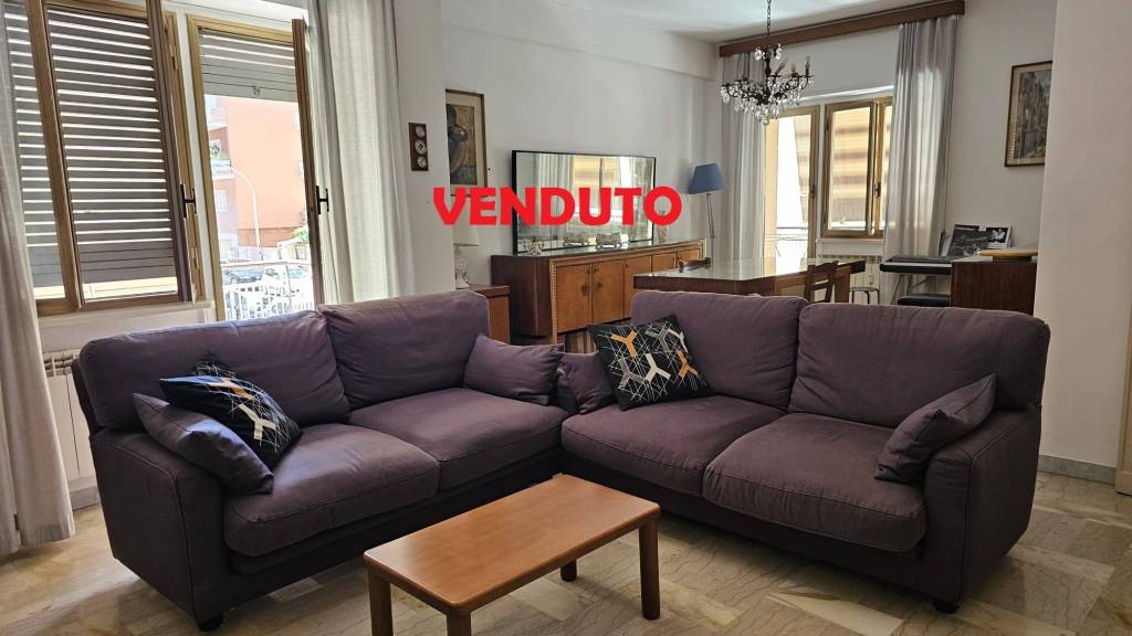 appartamento in vendita a Roma in zona Portuense