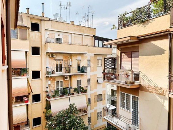 appartamento in vendita a Roma in zona Monte Sacro/Talenti