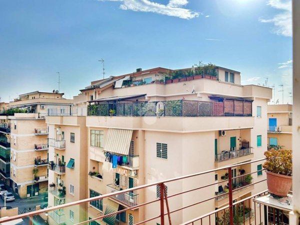 appartamento in vendita a Roma in zona Monte Sacro/Talenti