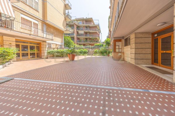 appartamento in vendita a Roma in zona Monte Sacro/Talenti