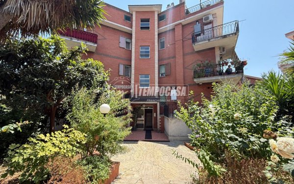 appartamento in vendita a Roma in zona Palmarola