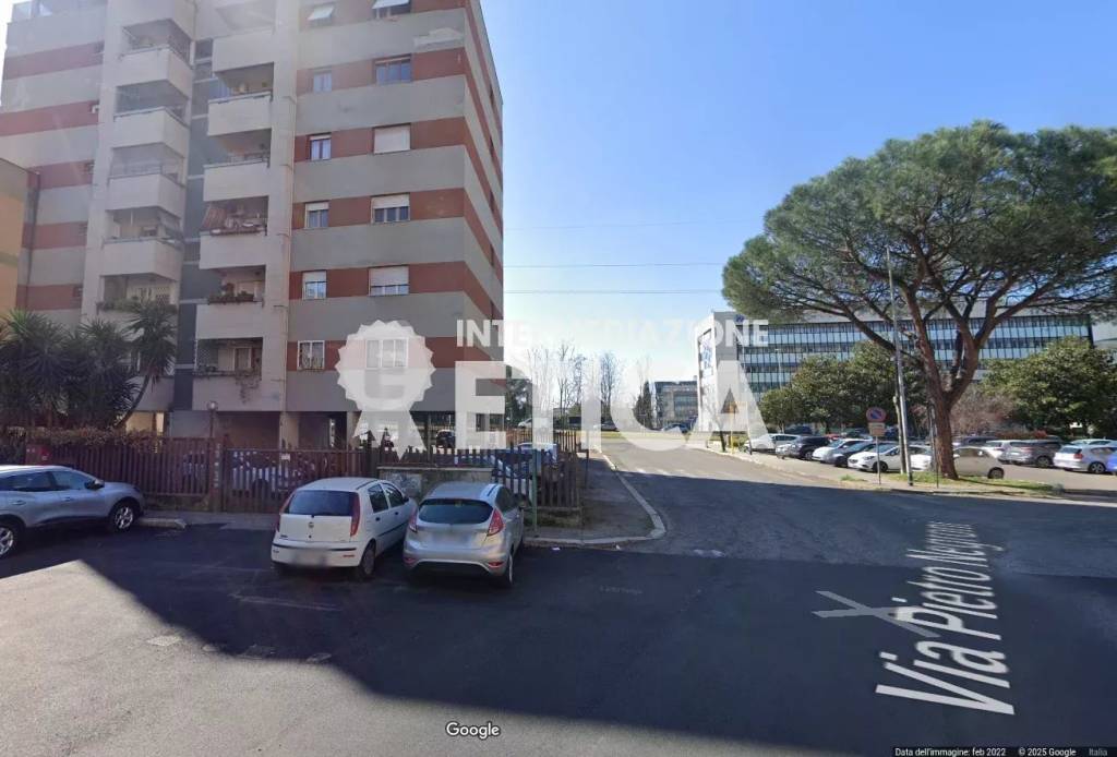 appartamento in vendita a Roma in zona Ponte Mammolo