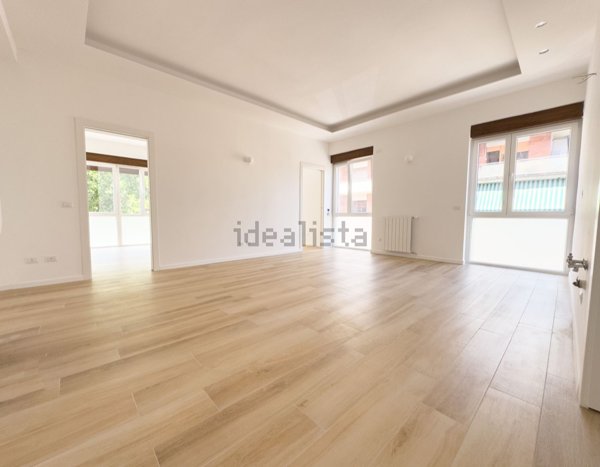 appartamento in vendita a Roma in zona Ardeatino