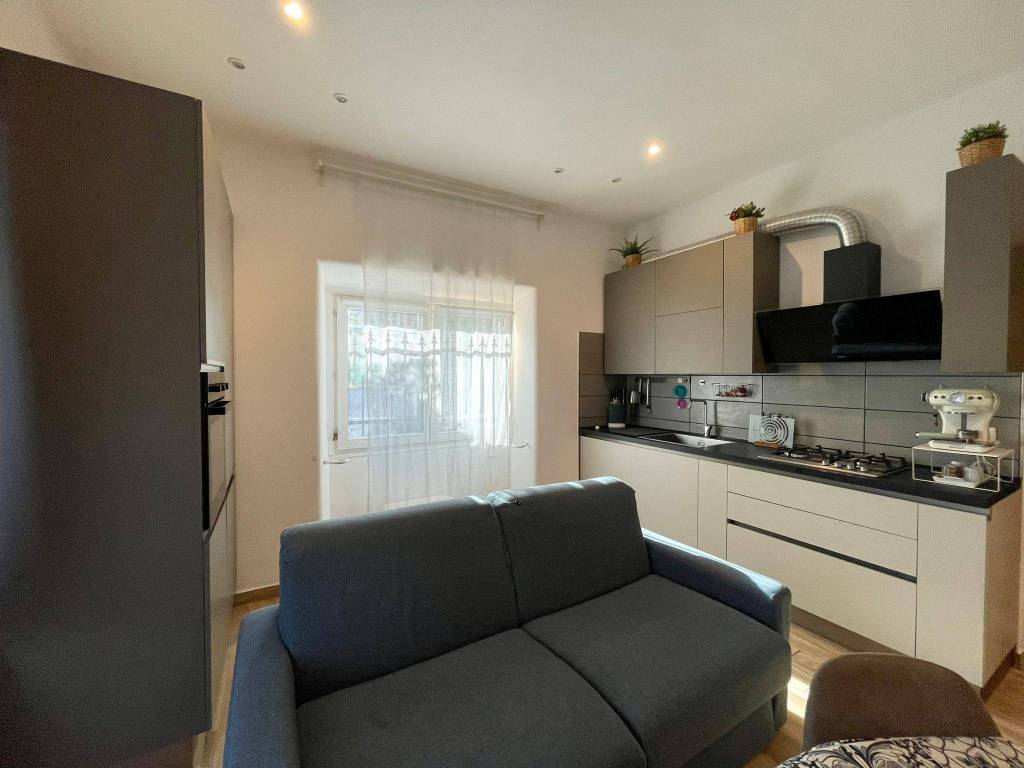 appartamento in vendita a Roma in zona Labaro