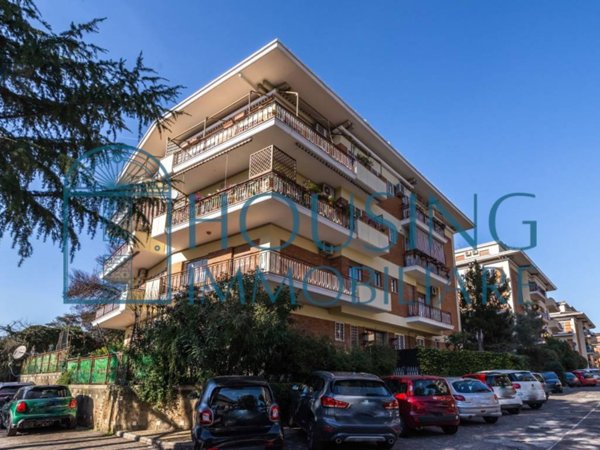 appartamento in vendita a Roma in zona Tor di Quinto