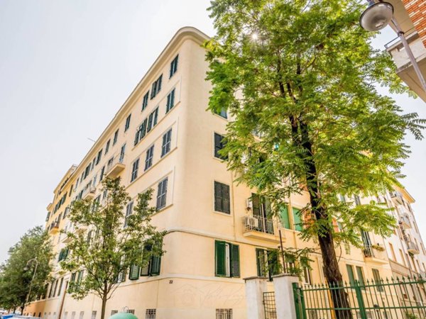 appartamento in vendita a Roma in zona Celio