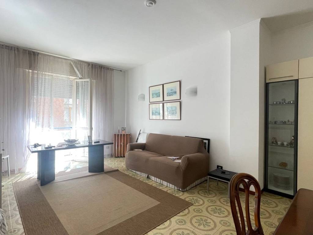 appartamento in vendita a Roma in zona Ostia