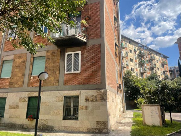 appartamento in vendita a Roma in zona Cinecittà