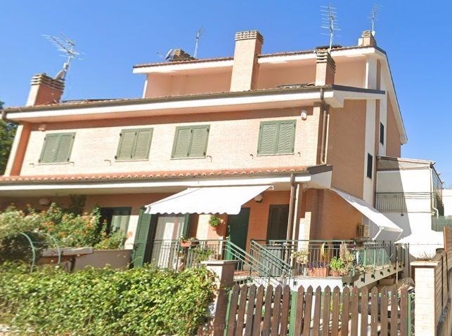 casa indipendente in vendita a Roma in zona Rione Prati