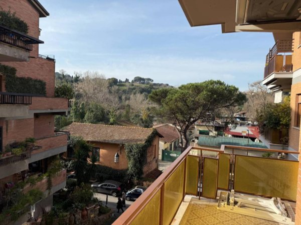 appartamento in vendita a Roma in zona Aurelio