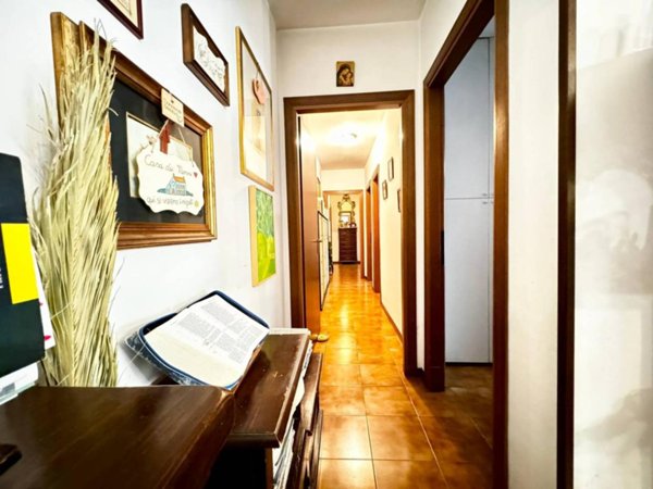 appartamento in vendita a Roma in zona Tor Cervara