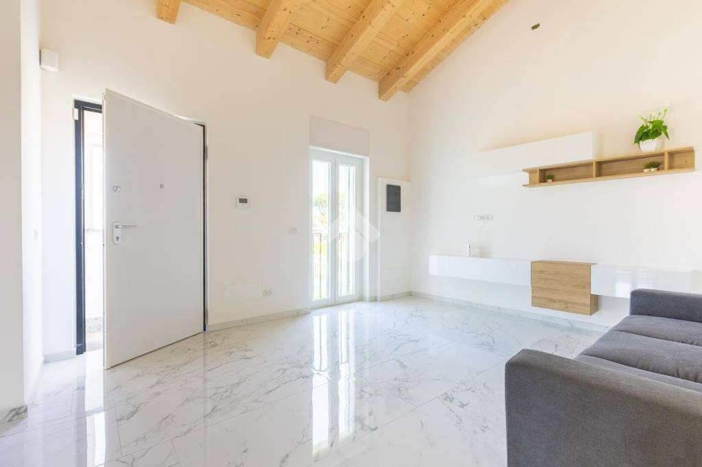 appartamento in vendita a Roma in zona Casal Morena