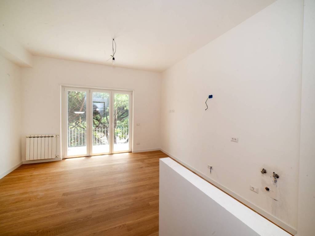 appartamento in vendita a Roma in zona EUR