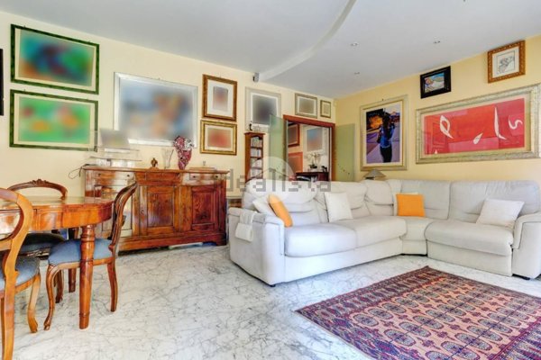 appartamento in vendita a Roma in zona Appio Latino