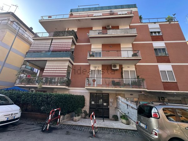 appartamento in vendita a Roma in zona Rione Prati