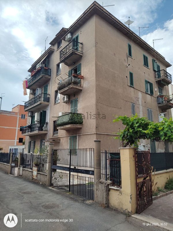 appartamento in vendita a Roma in zona Portuense