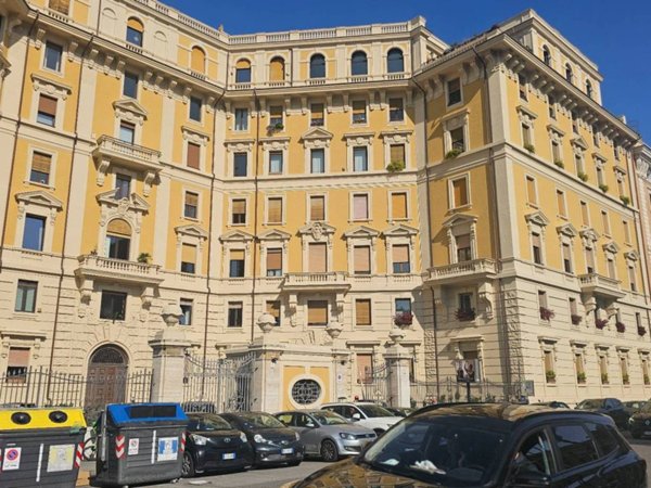 quadrivano in vendita a Roma in zona Rione Prati
