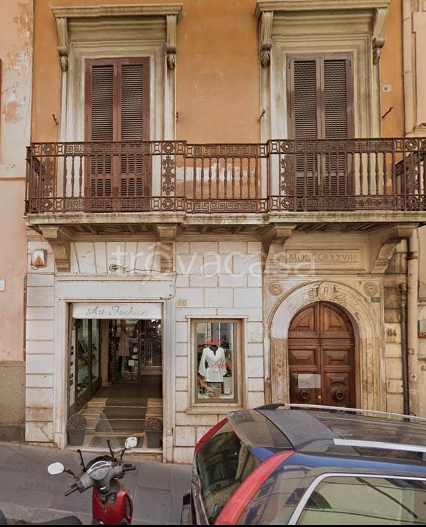 locale commerciale in vendita a Roma in zona Campo Marzio