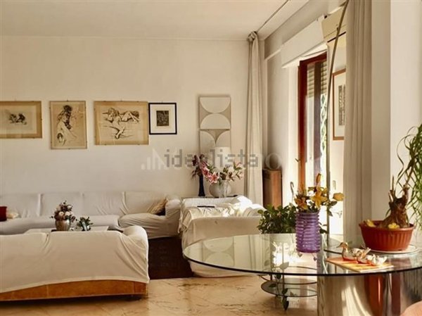 appartamento in vendita a Roma in zona Ardeatino