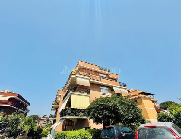 appartamento in vendita a Roma